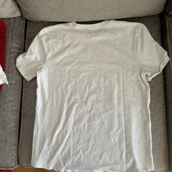 VGUC Lululemon short sleeve white tshirt - Picture 2 of 3